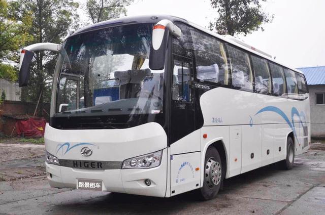 成都租大巴車(chē)旅游用車(chē)