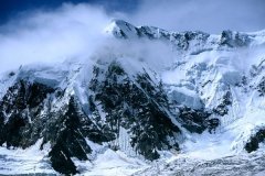 成都租車(chē)去西嶺雪山旅游全攻略