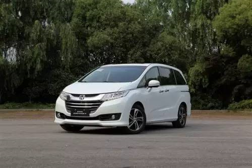 成都租車(chē)回家過(guò)年要多少錢(qián)？