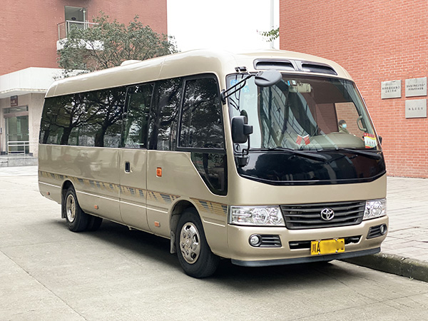 成都考斯特租車(chē)