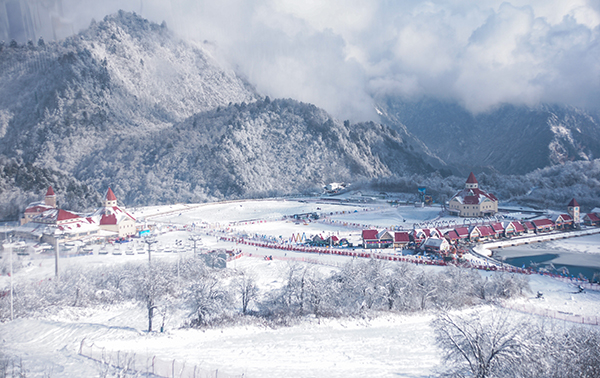 成都到西嶺雪山旅游租車(chē)